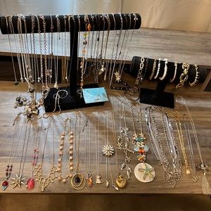 Huge lot of  Jewelry. Necklaces & Bracelets. Some previously used.